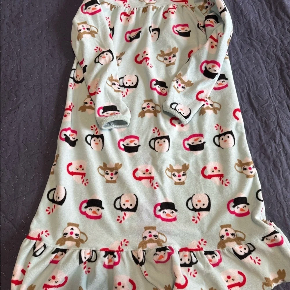 Bundle of 13  Kids Pajamas. Size Kids Small
